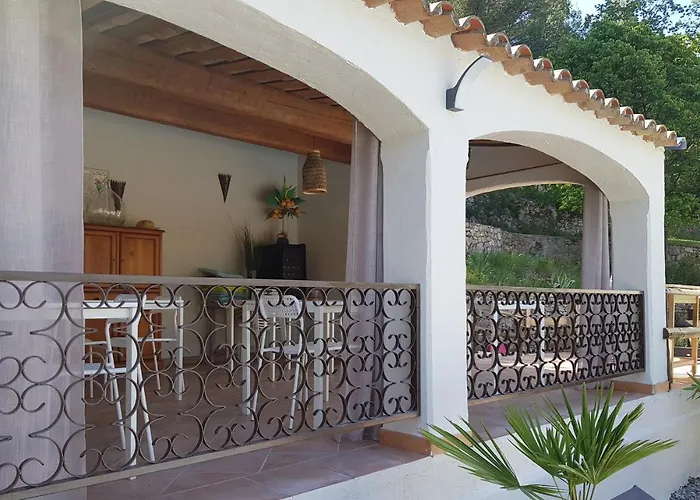 Villa Manoe